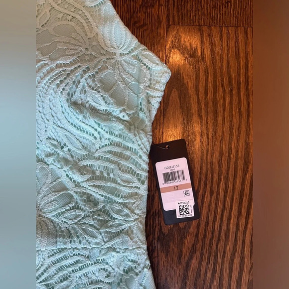 NWT Guess  Women's Knee Length Sleeveless V-Neck Bodycon Dress Teal Sz 12 A6071 - Picture 6 of 8